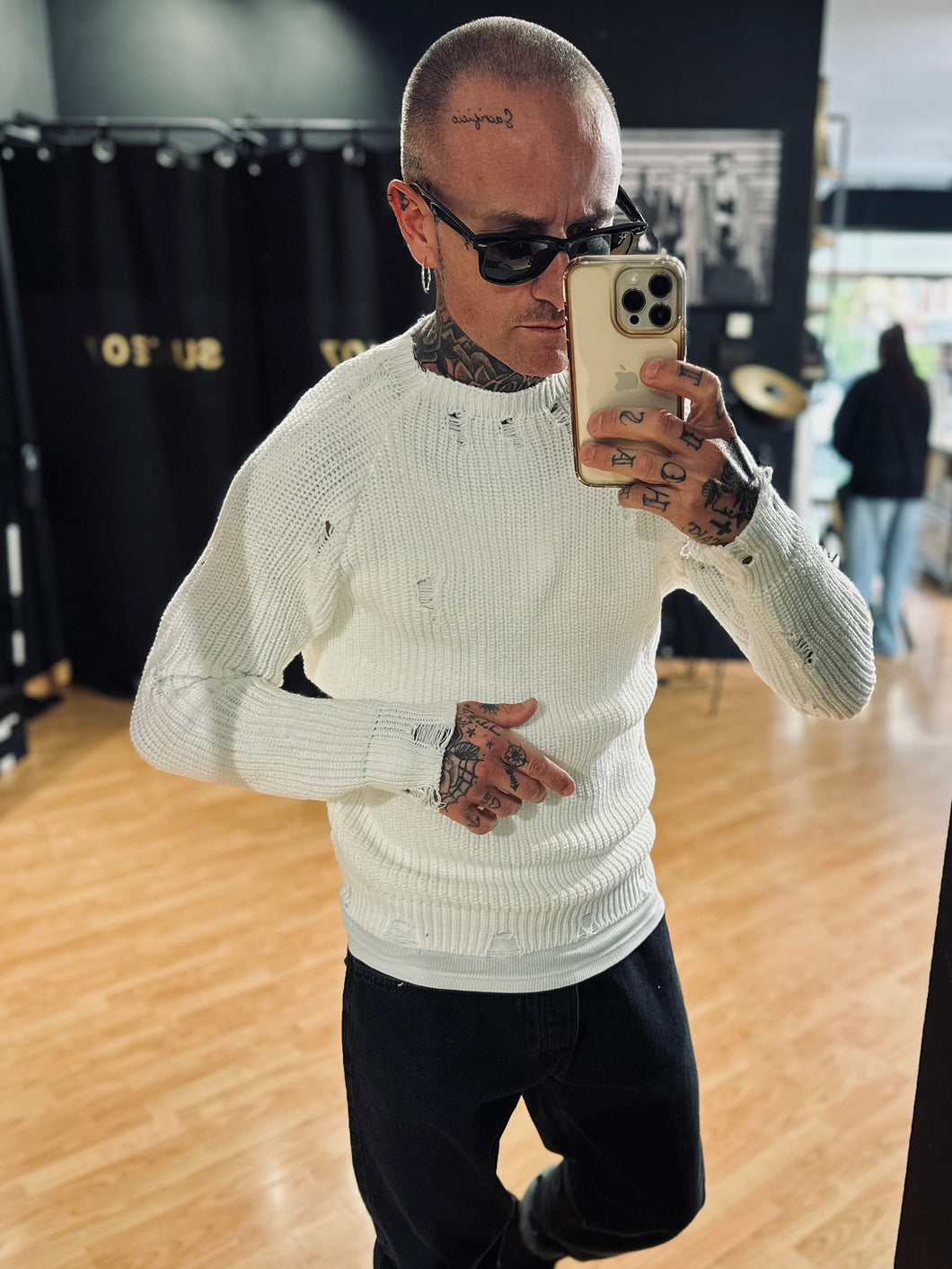 Maglione MezzoCollo Destroyed Off-White
