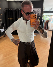 Carica l'immagine nel visualizzatore di Gallery, T-SHIRT ACHILLE 4 BOTTONI OFF-WHITE
