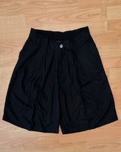 Carica l'immagine nel visualizzatore di Gallery, Bermuda MistoLino BaggyFit Black
