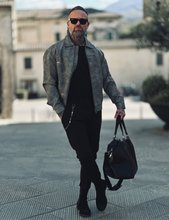 Carica l&#39;immagine nel visualizzatore di Gallery, OUTFIT #18
