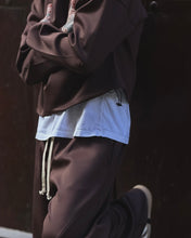 Carica l'immagine nel visualizzatore di Gallery, Tuta TessutoTecnico SuperBoxyFit Cioccolato
