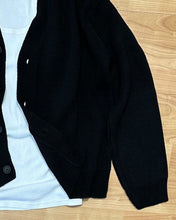 Carica l&#39;immagine nel visualizzatore di Gallery, Cardigan Cropped Black
