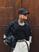 Carica l&#39;immagine nel visualizzatore di Gallery, Camicia Cropped Black
