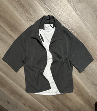 Carica l&#39;immagine nel visualizzatore di Gallery, Camicia OverSize 3/4 Gessata Grey
