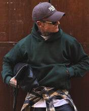 Carica l'immagine nel visualizzatore di Gallery, FELPA CROPPED BOXYFIT FELPATA VERDEGUCCI
