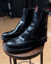 Carica l'immagine nel visualizzatore di Gallery, Stivaletto Church's Black
