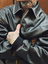 Carica l&#39;immagine nel visualizzatore di Gallery, Bomber Used Ecopelle 8911 Black

