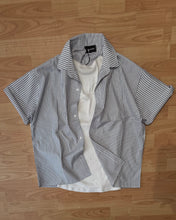 Carica l'immagine nel visualizzatore di Gallery, Camicia Cropped BoxyFit a Bacchetta Bordeaux
