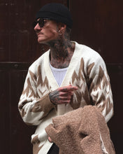 Carica l'immagine nel visualizzatore di Gallery, Cardigan Harlequin MistoLana MochaMousse
