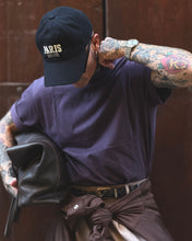 Carica l'immagine nel visualizzatore di Gallery, T-SHIRT NEW MEZZOCOLLO SEMIOVERSIZE VIOLA
