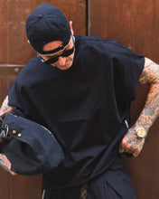 Carica l'immagine nel visualizzatore di Gallery, T-Shirt Smanicata SuperBoxyFit Black
