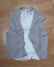 Carica l'immagine nel visualizzatore di Gallery, Smanicato Cropped in Maglia LightGrey
