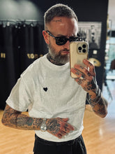 Carica l&#39;immagine nel visualizzatore di Gallery, T-Shirt Heart Off-White
