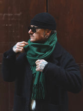 Carica l'immagine nel visualizzatore di Gallery, Sciarpa Bear VerdeGucci
