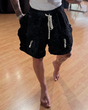 Carica l'immagine nel visualizzatore di Gallery, Cargo BaggyFit Destroyed Black
