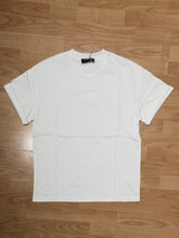 Carica l'immagine nel visualizzatore di Gallery, T-Shirt BoxyFit Off-White
