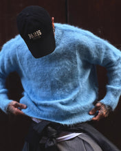 Carica l'immagine nel visualizzatore di Gallery, MAGLIONE BEAR CROPPED BABYBLUE
