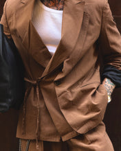 Carica l'immagine nel visualizzatore di Gallery, Blazer Del Completo Osaka SemiOverSize Sigaro
