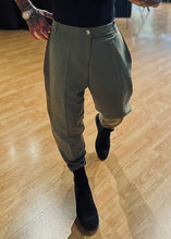 Carica l&#39;immagine nel visualizzatore di Gallery, Panta LooseFit DoppiaPence Verde Army
