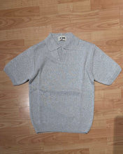 Carica l'immagine nel visualizzatore di Gallery, Polo Scollo a V Grey
