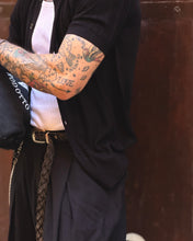 Carica l'immagine nel visualizzatore di Gallery, Maglia in Filo Crochet SlimFit Black
