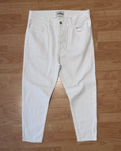 Carica l'immagine nel visualizzatore di Gallery, Jeans LooseFit Cropped 90's Off-White
