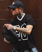 Carica l'immagine nel visualizzatore di Gallery, T-Shirt BoxyFit 68 Black
