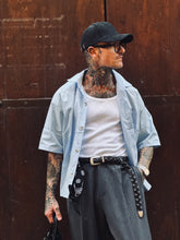 Carica l&#39;immagine nel visualizzatore di Gallery, Camicia Cropped Sky
