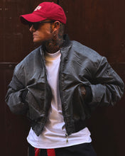 Carica l'immagine nel visualizzatore di Gallery, BOMBER ANNI ‘90 CROPPED DARK GREY

