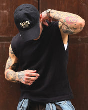 Carica l'immagine nel visualizzatore di Gallery, Gilet in Filo SemiOverSize Black
