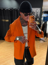 Carica l'immagine nel visualizzatore di Gallery, Blazer OverFit Due Bottoni Orange
