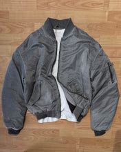 Carica l'immagine nel visualizzatore di Gallery, BOMBER ANNI ‘90 CROPPED LIGHT GREY
