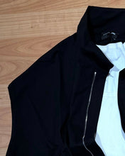 Carica l'immagine nel visualizzatore di Gallery, Smanicato OverSize TessutoTecnico Black
