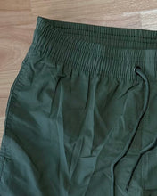 Carica l'immagine nel visualizzatore di Gallery, Costume Basic Verde Army
