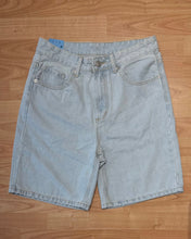 Carica l'immagine nel visualizzatore di Gallery, Bermuda LightJeans 90's BaggyFit

