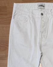 Carica l'immagine nel visualizzatore di Gallery, Jeans LooseFit Cropped 90's Off-White
