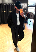 Carica l'immagine nel visualizzatore di Gallery, Blazer del Completo Bunny CroppedFit Black con Spalline
