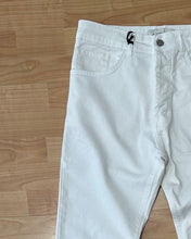 Carica l&#39;immagine nel visualizzatore di Gallery, Jeans StraightFit Off-White
