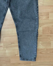 Carica l&#39;immagine nel visualizzatore di Gallery, Jeans LooseFit DarkGrey
