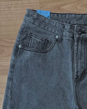 Carica l'immagine nel visualizzatore di Gallery, Bermuda in Jeans 90's BaggyFit Grey
