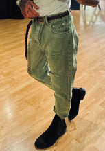 Carica l&#39;immagine nel visualizzatore di Gallery, Jeans LooseFit BL Verde
