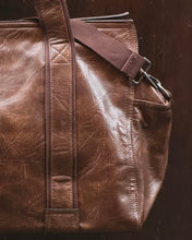 Carica l'immagine nel visualizzatore di Gallery, Bowling Cioccolato in Ecopelle
