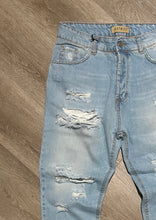 Carica l&#39;immagine nel visualizzatore di Gallery, Jeans LooseFit Destroyed
