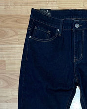 Carica l&#39;immagine nel visualizzatore di Gallery, Jeans RegularFit 03A DeepBlue
