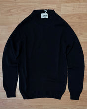 Carica l'immagine nel visualizzatore di Gallery, Maglioncino in Filo Black
