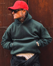 Carica l'immagine nel visualizzatore di Gallery, FELPA CROPPED BOXYFIT FELPATA VERDEGUCCI
