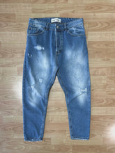 Carica l&#39;immagine nel visualizzatore di Gallery, Jeans Maiorca LooseFit
