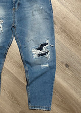 Carica l&#39;immagine nel visualizzatore di Gallery, Jeans LooseFit Toppato
