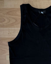 Carica l'immagine nel visualizzatore di Gallery, Canotta SemiOverSize Black
