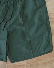 Carica l'immagine nel visualizzatore di Gallery, Costume Basic Verde Army
